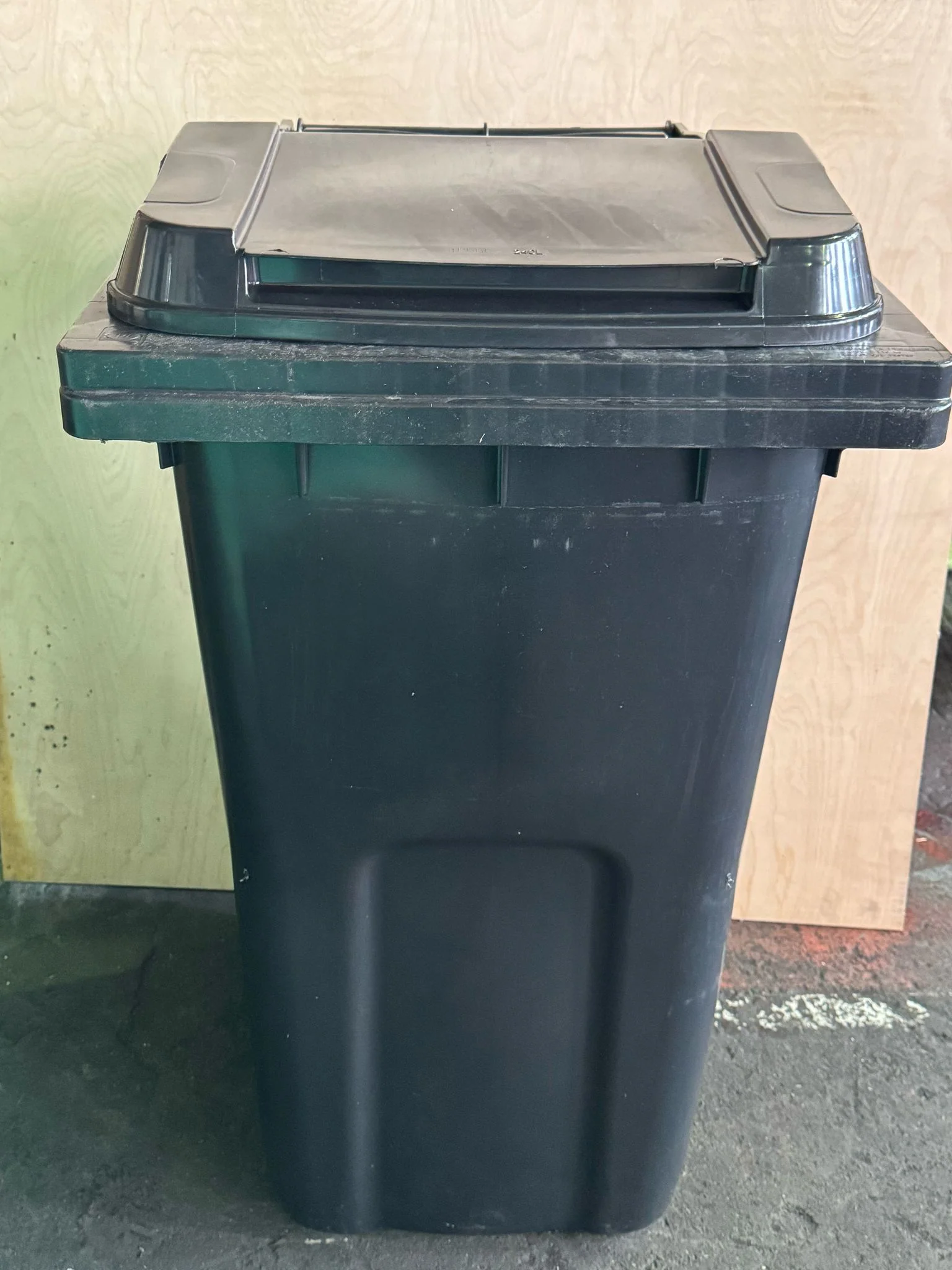 240 Litre Household Council Wheelie Bins | Black | MGB - Image 4