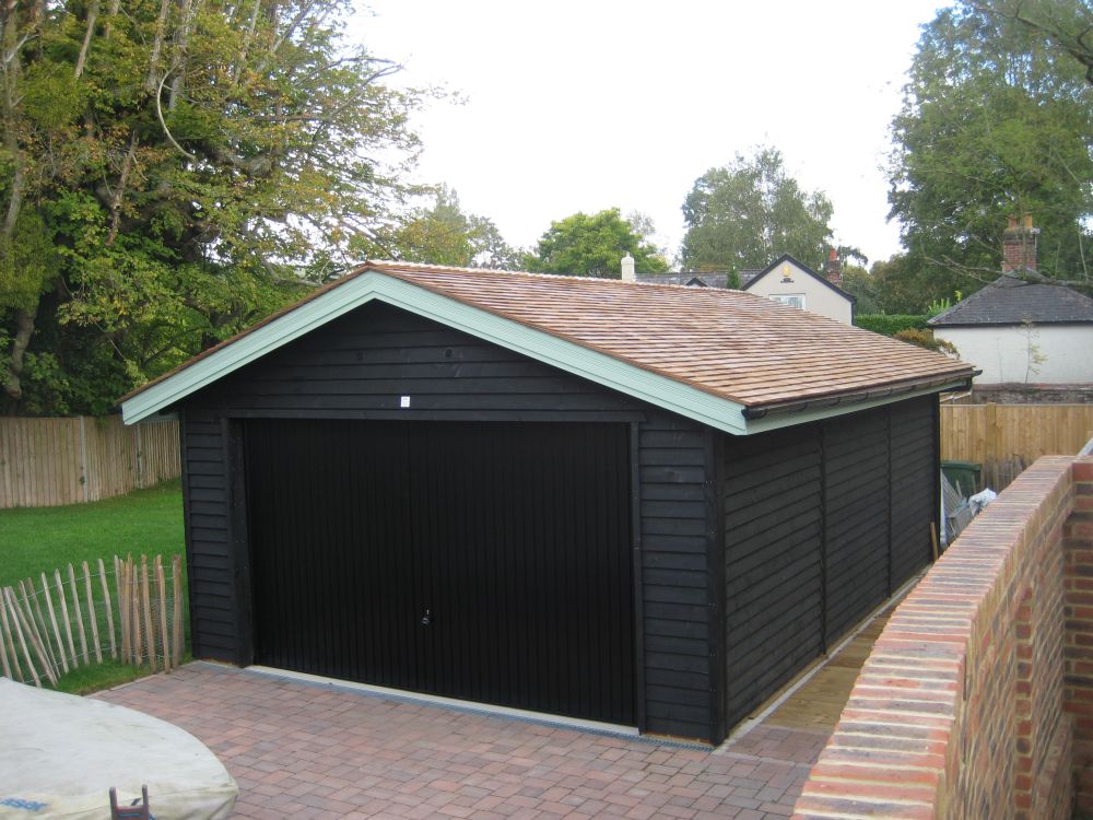 8ft | Black Painted Feather Edge Board | 175mm x 22mm | 2.4m | - Image 3