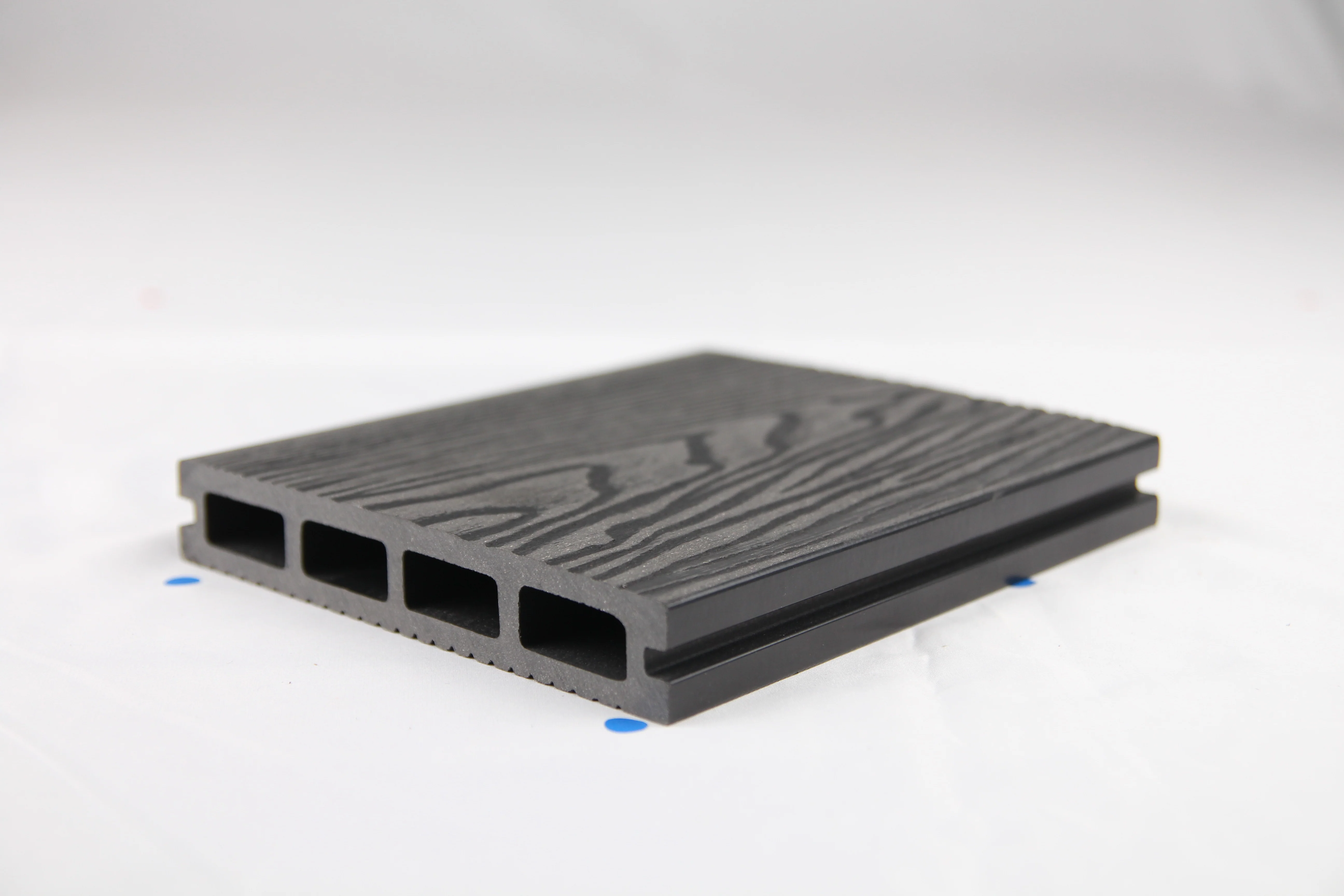 Charcoal Grey Composite Decking - Image 4