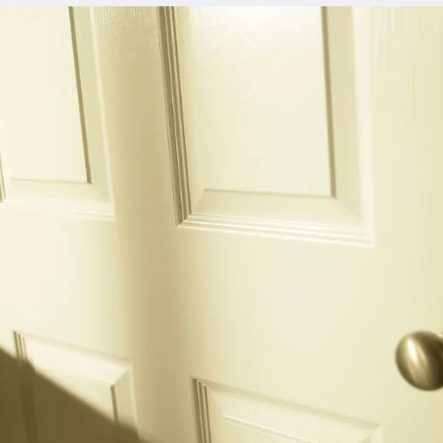 White Internal Door | 6 Panel Smooth | Standard Core | - Image 4